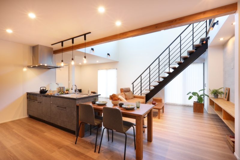 04chiba-living.JPG