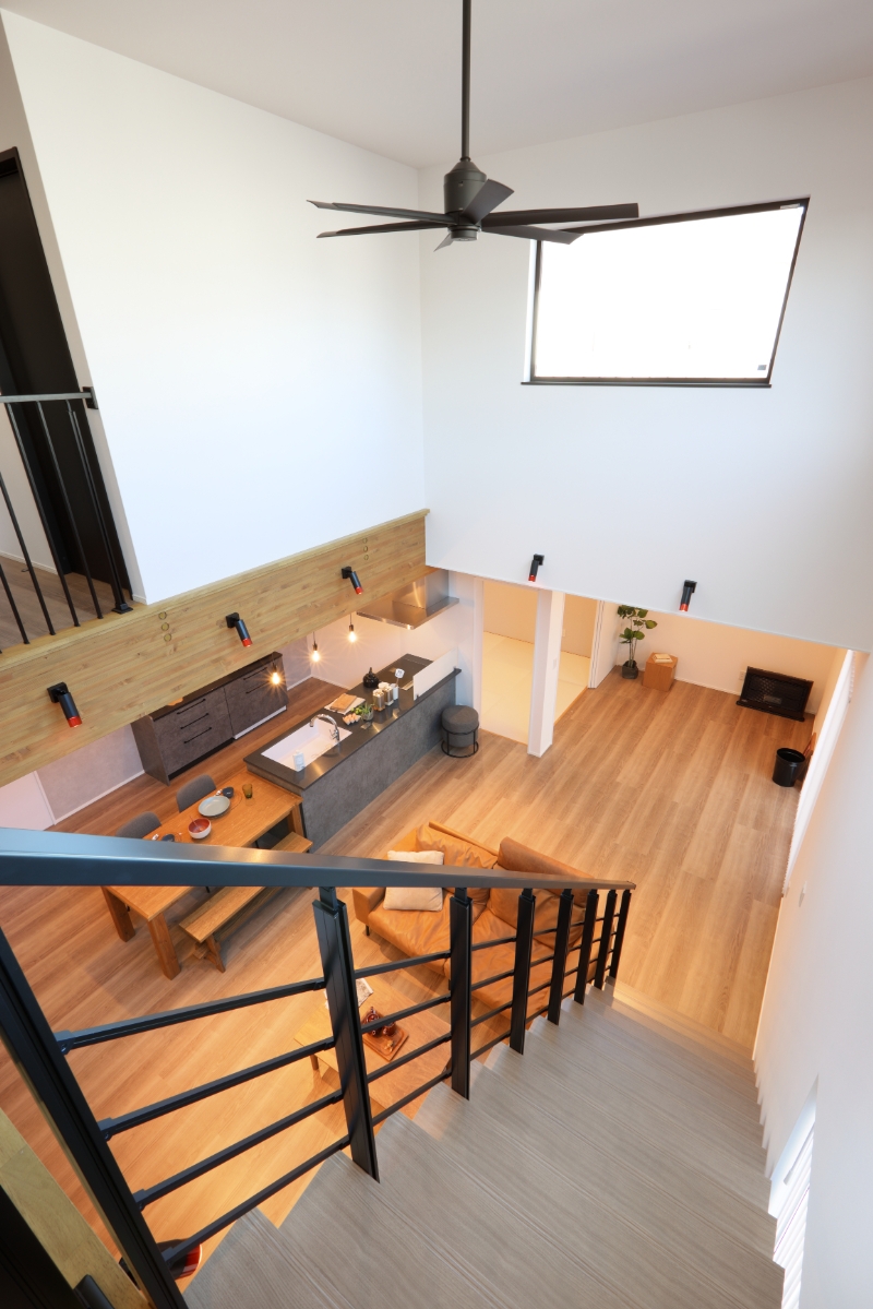 13chiba-living.JPG